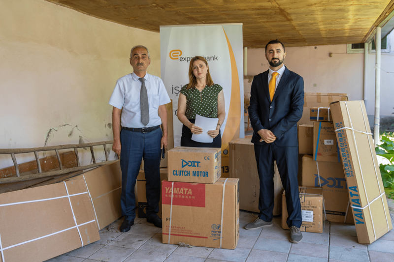 Expressbank daha 4 aztəminatlı şəxsə dəstək olub