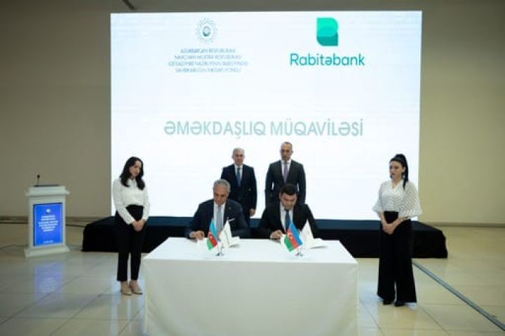 Naxçıvanda Fondla Rabitəbank əməkdaşlıq müqaviləsi imzalayıb