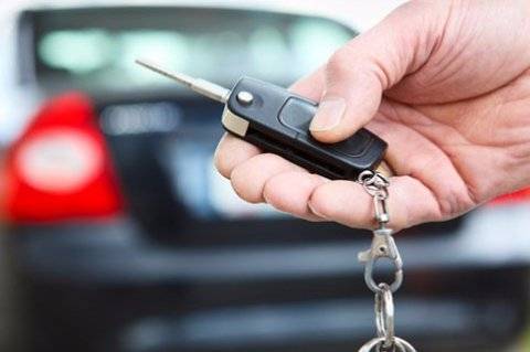 Avtomobil kreditləri son rübdə bahalaşıb