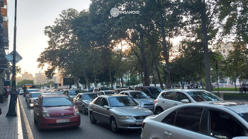 Bakıda hansı küçələrdə sıxlıq var? - SİYAHI