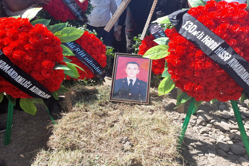 Ötən gün həlak olan hərbçimiz dəfn olundu - FOTO