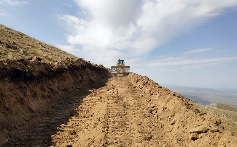 MN: 'Kəlbəcər və Laçında 62 km-dən çox yeni təminat yolları çəkilib
