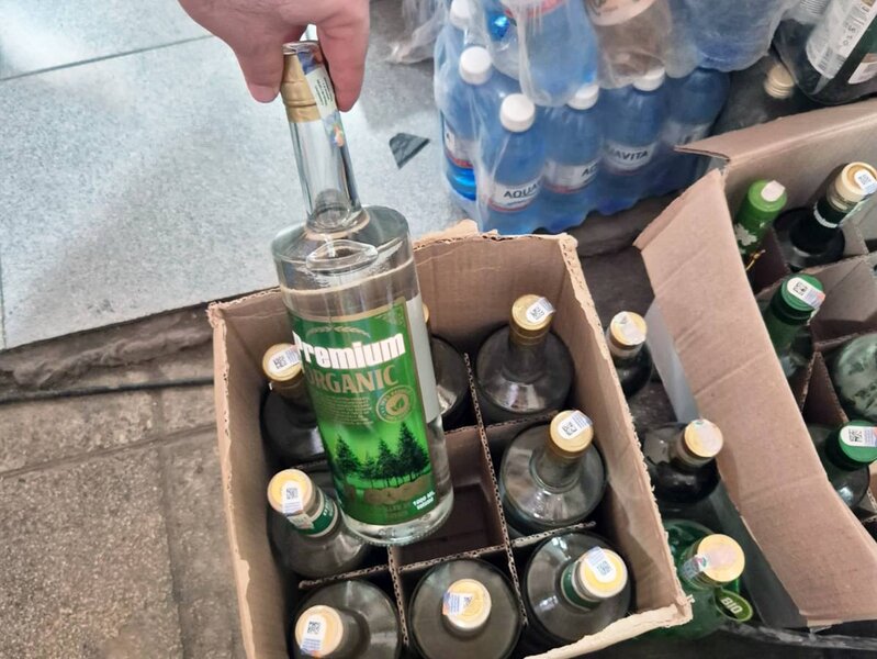 Azərbaycanda aksiz əməliyyatı: 6 min ədəddən çox alkoqollu içki və 5 min litrə yaxın pivə müsadirə edilib