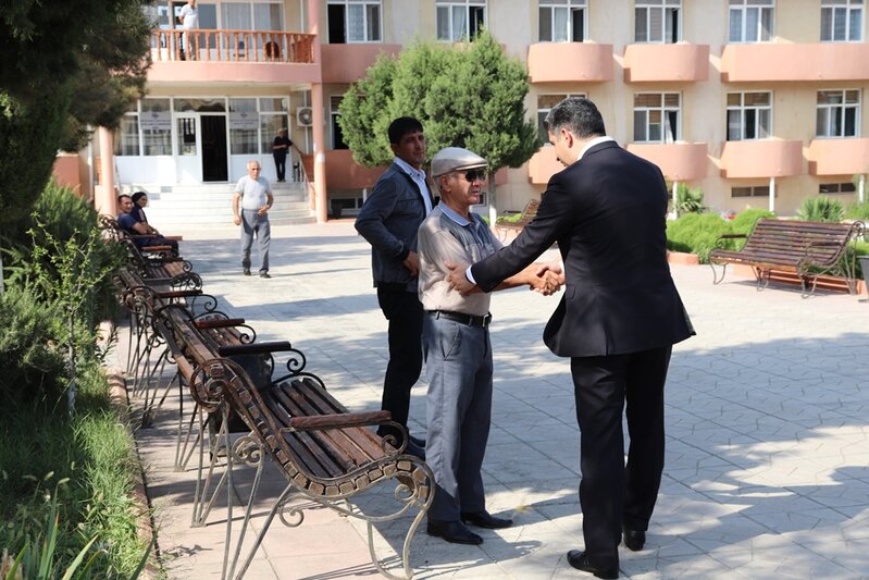 İcra Başçısı Möcüzəli Naftalan sağlamlıq mərkəzində Şəhid ailələri və qazilərlə görüşüb - FOTOLAR