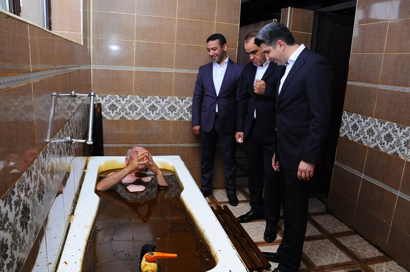 İcra Başçısı Möcüzəli Naftalan sağlamlıq mərkəzində Şəhid ailələri və qazilərlə görüşüb - FOTOLAR