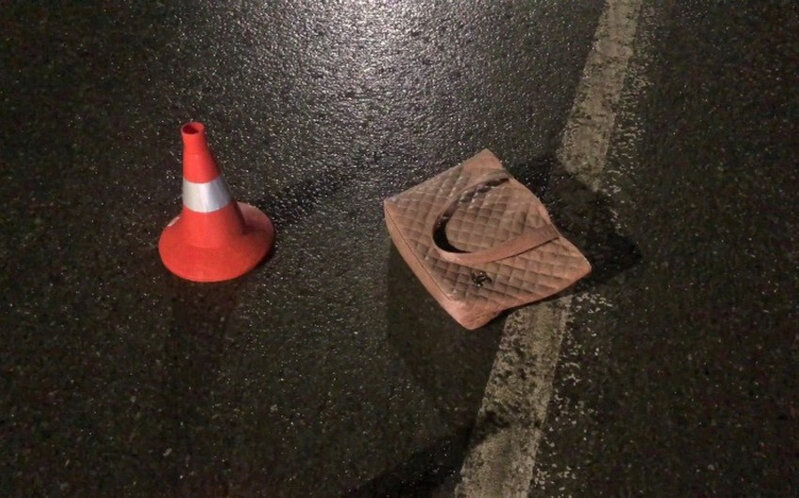 Salyanda yolu keçən yaşlı qadını avtomobil vurdu