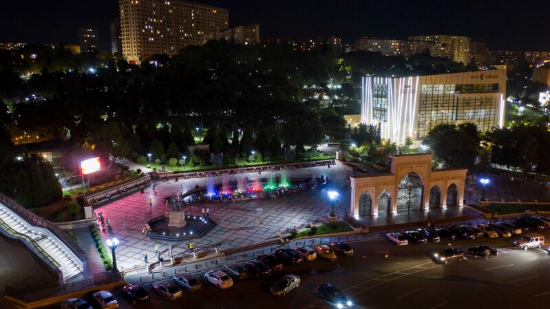 Xətaidə Heydər Parkı yenidənqurma işlərindən sonra istifadəyə verildi - Fotolar