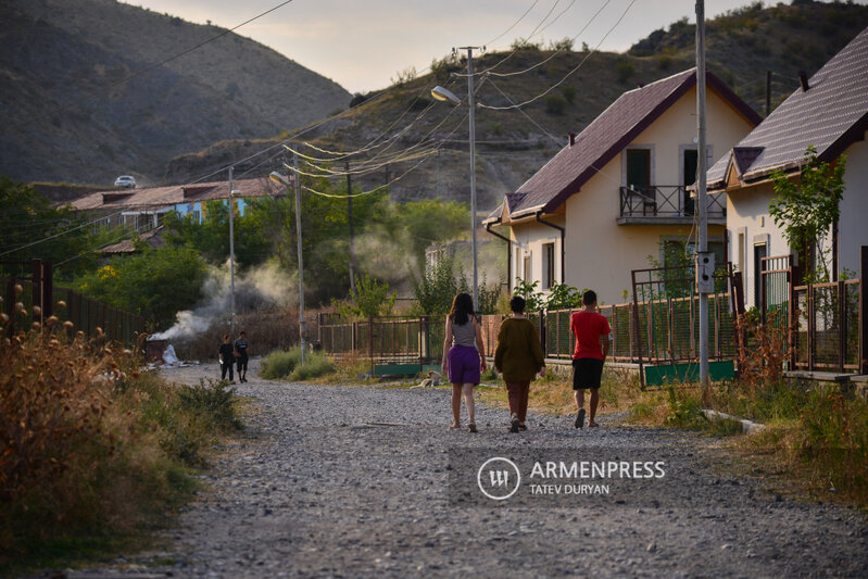 Azad Zabuxdan son çıxan ermənilər - FOTOLAR