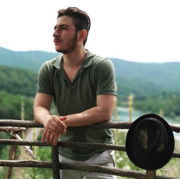 Bakıda 30 yaşlı iş adamı faciəvi şəkildə öldü - Fotolar