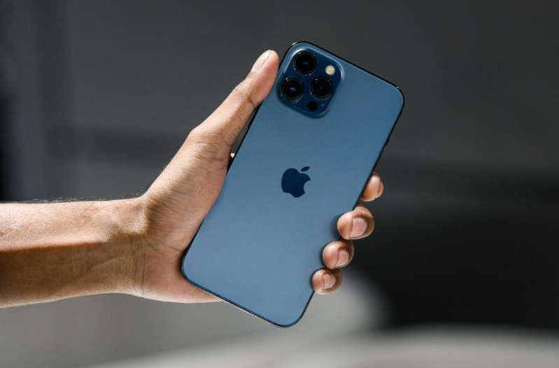 Ən böyük iPhone istehsalçısı istehsalı 30% azalda bilər