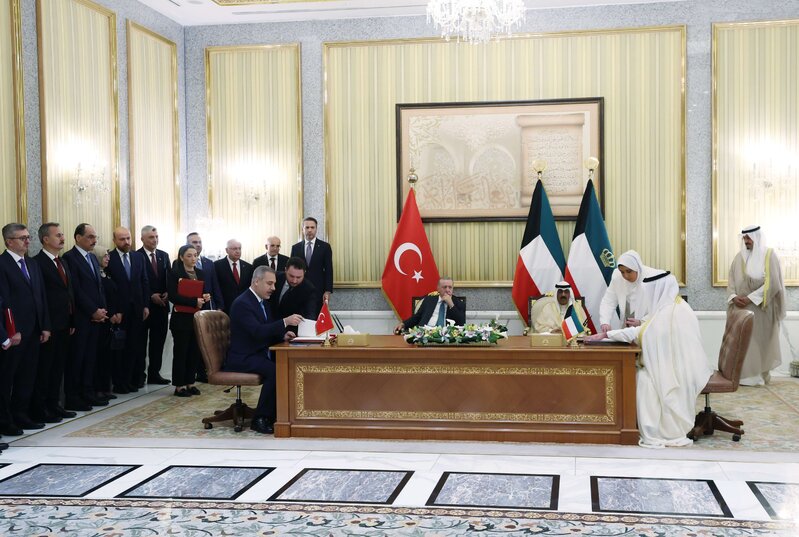 Türkiyə ilə Küveyt arasında 4 mühüm saziş bağlanıb