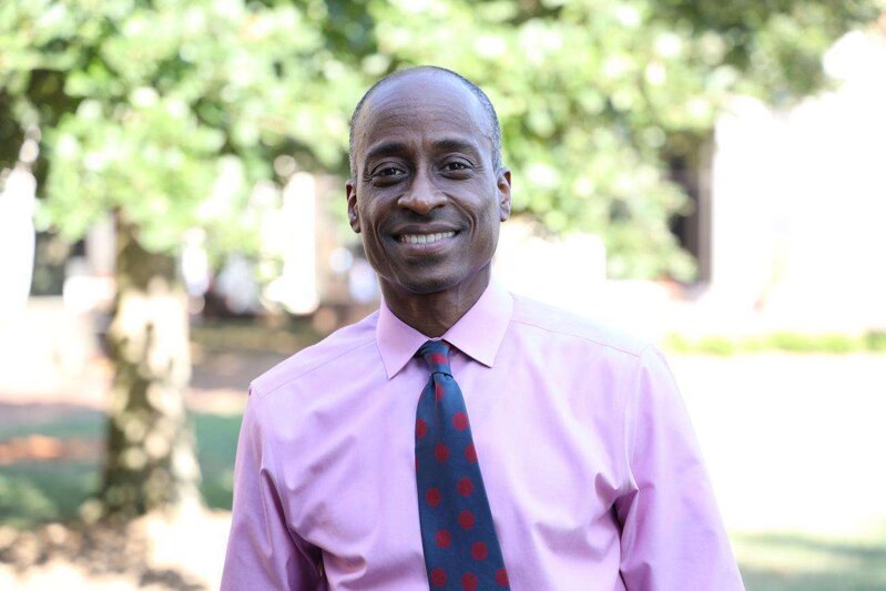 Fed rəsmisi: "Süni intellekt məşğulluq və qiymətlərə təsir göstərə bilər"