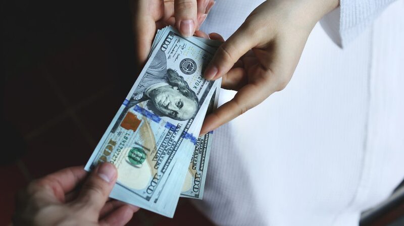 Körfəz ölkələrindən Azərbaycandakı fiziki şəxslərə pul köçürmələr 28% artıb