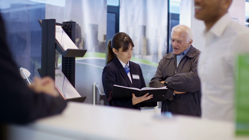 Azərbaycanda bank sektorunda işçi sayı azaldı: 1 ayda 36 nəfər çıxıb