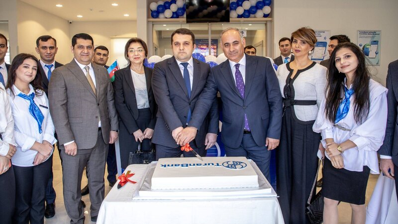 TuranBank yeni Qaradağ filialı ilə Binə Ticarət Mərkəzində