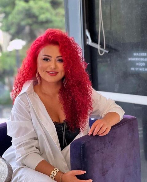 Vəfa Zeynallıdan gözlənilməz DƏYİŞİM: Aktrisa uzun zamandan sonra yeni imicdə - FOTO