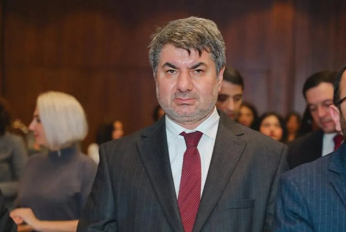 Hüseyn Büyükfırata ağır itki