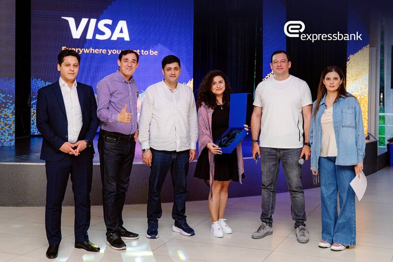 Expressbank VISA tərəfindən mükafatlandırıldı