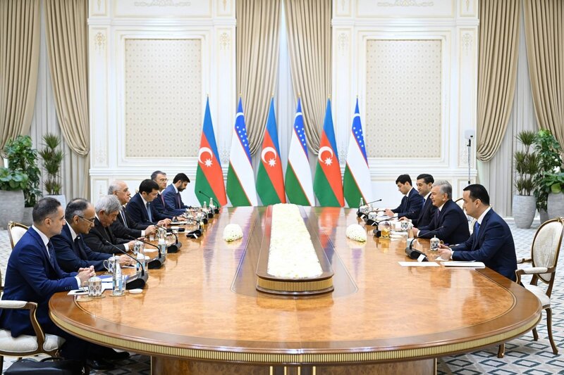 ABB rəhbərliyi V Daşkənd Beynəlxalq İnvestisiya Forumunda