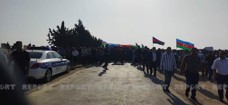 Şəhid Rafail Fətullayev Neftçalada dəfn olundu - FOTOLAR