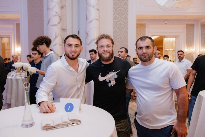 Bank Respublika və UFC ulduzu Rafael Fiziev arasında əməkdaşlıq sazişi imzalandı