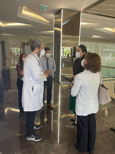 Ombudsman Türkiyədə müalicə alan qazilərə baş çəkib - FOTO