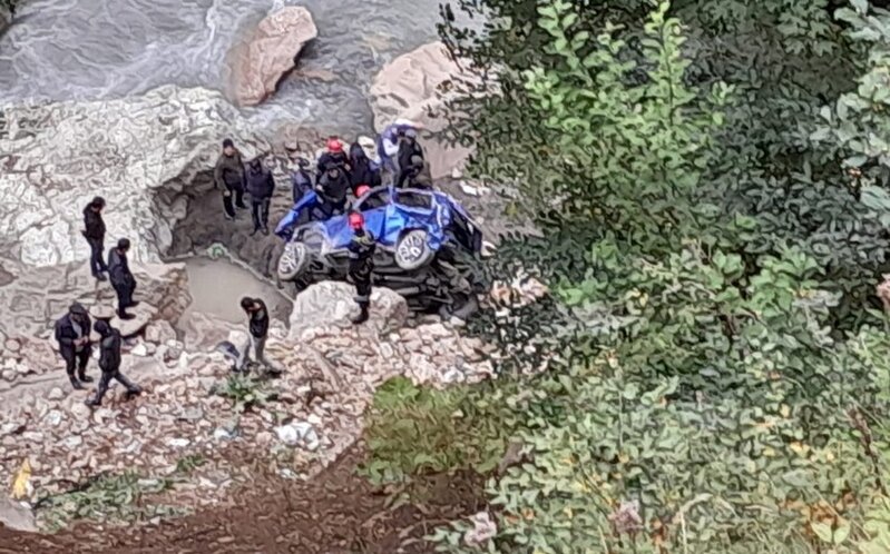 Qubada yol qəzası olub, ölənlər var