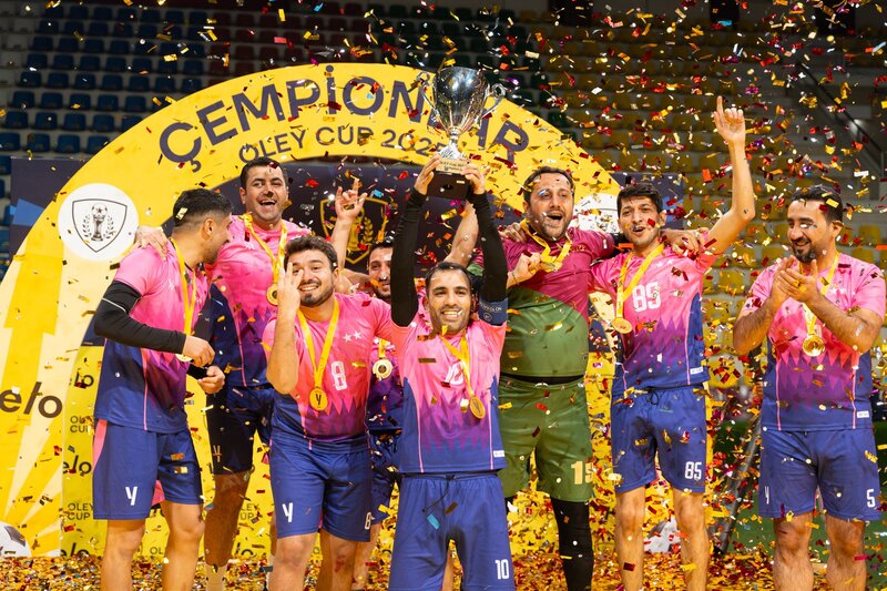 Yelo Bank əməkdaşları arasında futbol çempionatı keçirilib