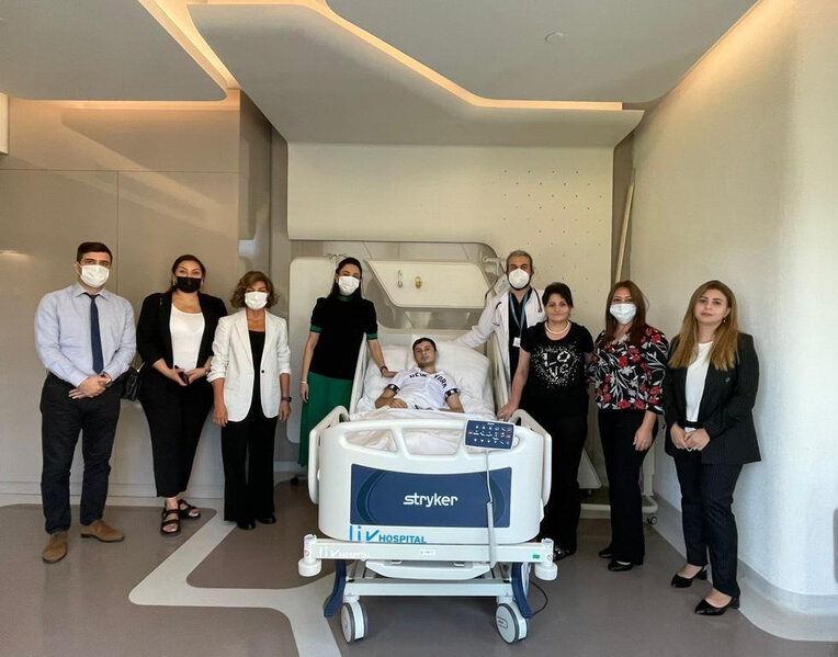 Ombudsman Türkiyədə müalicə alan qazilərə baş çəkib - FOTO