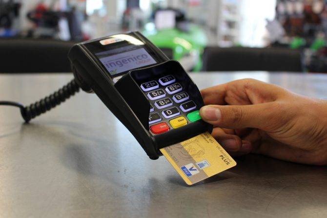 Fransada iki böyük bankın ödəniş sistemləri sıradan çıxıb