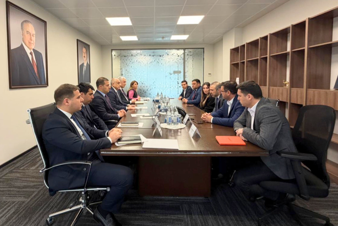 ADRA-da ticarət şəbəkələri ilə əməkdaşlıq məsələləri müzakirə edilib - FOTOLAR