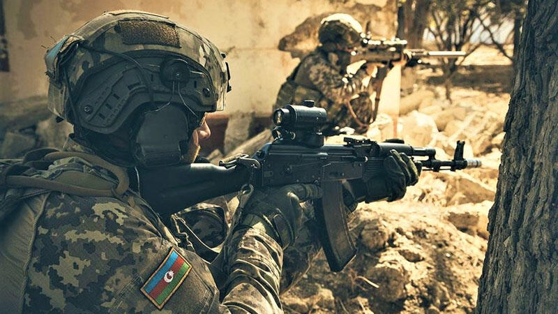 Düşmən itirdiyi mövqelər üçün yenidən hücuma keçdi: 30-a qədər itki