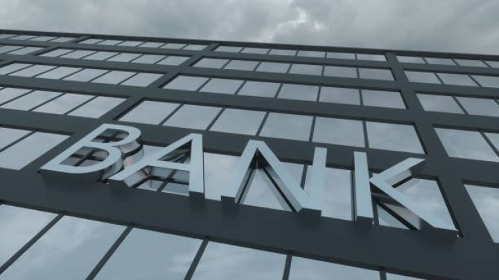 Böyük zərərlərdən sonra mənfəətlə işləməyi bacaran bank