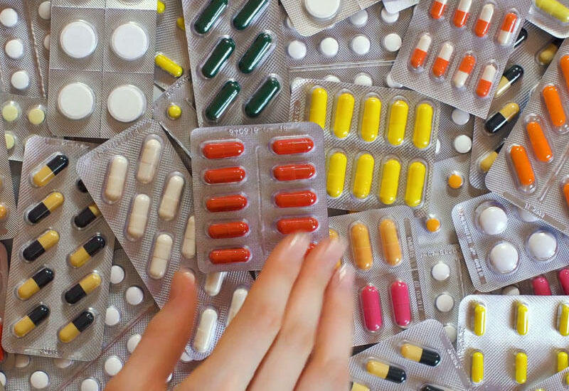 Əczaçılıq məhsullarının idxalına çəkilən xərc azalıb