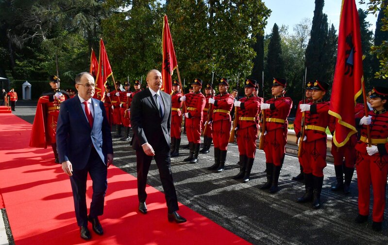 İlham Əliyev albaniyalı həmkarını Azərbaycana rəsmi səfərə DƏVƏT ETDİ