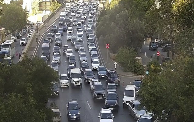 Bu yollarda sıxlıq var - SİYAHI