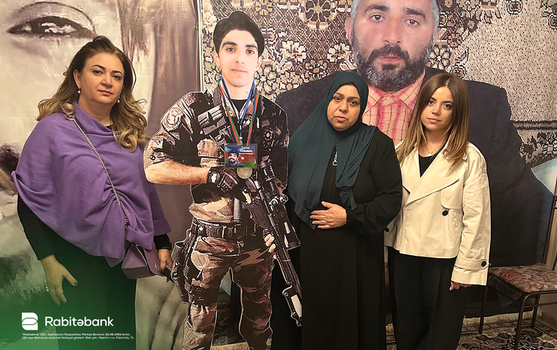Rabitəbank Zəfər Günü ərəfəsində şəhid ailələrini ziyarət edib