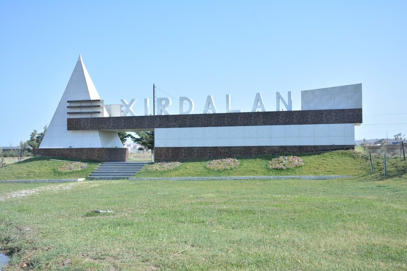 Abşeronda yaşıllaşdırma işləri davam edir - FOTOLAR