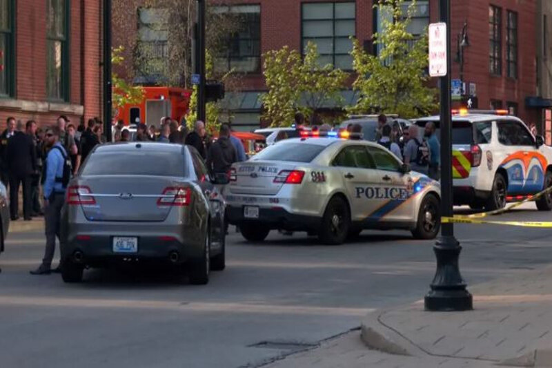 ABŞ-da bank binasında atışma olub