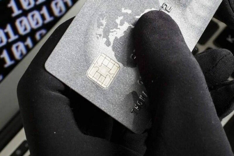 Ödəniş kartları ilə 1 milyon manatdan çox fırıldaqçılıq halı baş verib