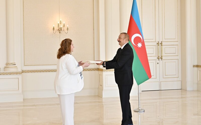 Prezident Argentinanın yeni səfirinin etimadnaməsini qəbul etdi