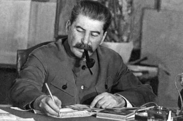 Sovet liderləri nə qədər maaş alırdılar? - FOTO