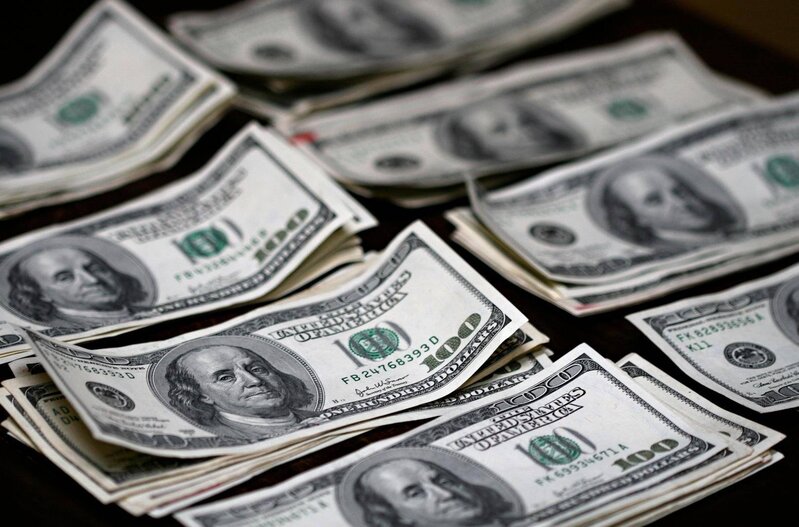 Banklar hərracda dollar aldılar – MƏBLƏĞ