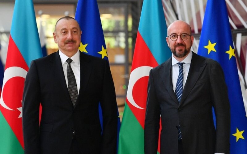 Şarl Mişel İlham Əliyevə zəng etdi