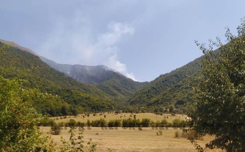 Oğuzda dağlıq ərazilərdəki yanğın söndürülüb
