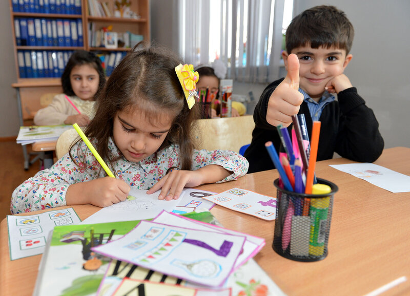 Növbəti tədris ilindən tətbiqinə başlanılacaq dərsliklər AÇIQLANDI