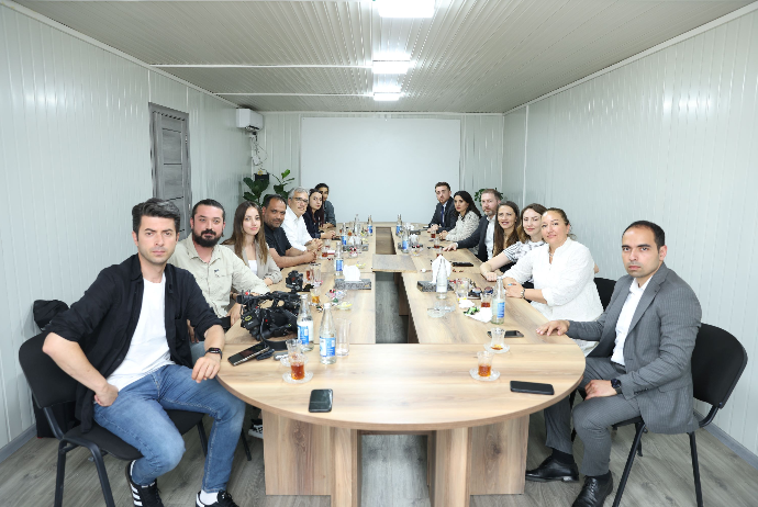 Bakıda səfərdə olan Türkiyə jurnalıstləri Azərbaycanın işgüzar imkanları ilə tanış olublar