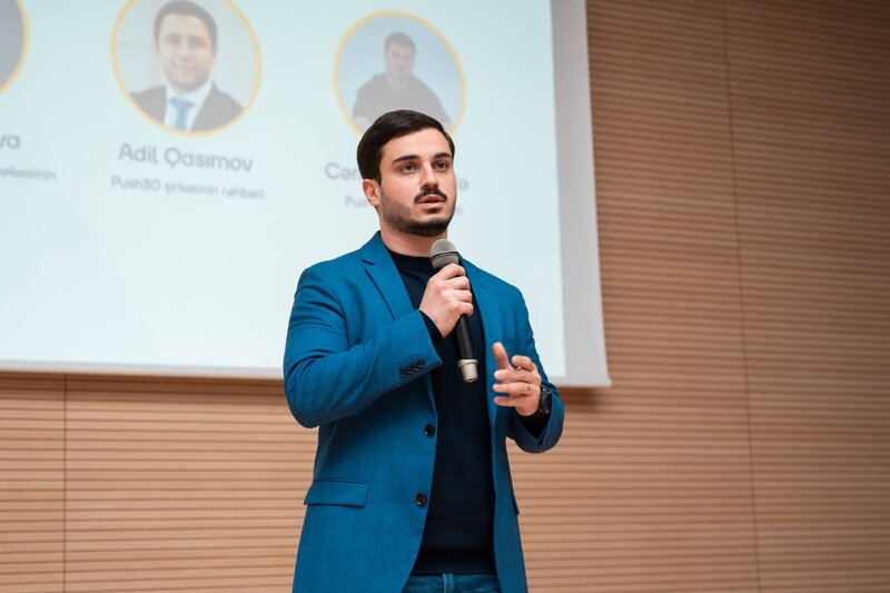 Çempionlar Yelo Bank-da