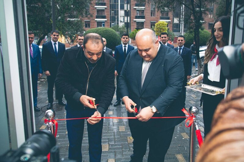 Kapital Bank şəhid əməkdaşının adını daşıyan filialının açılışını etdi