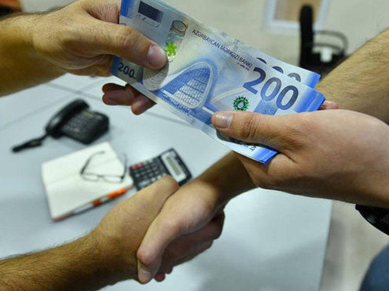 Azərbaycanda fərdi sahibkarlara verilən kreditlər 2.23 mlrd. manata çatıb